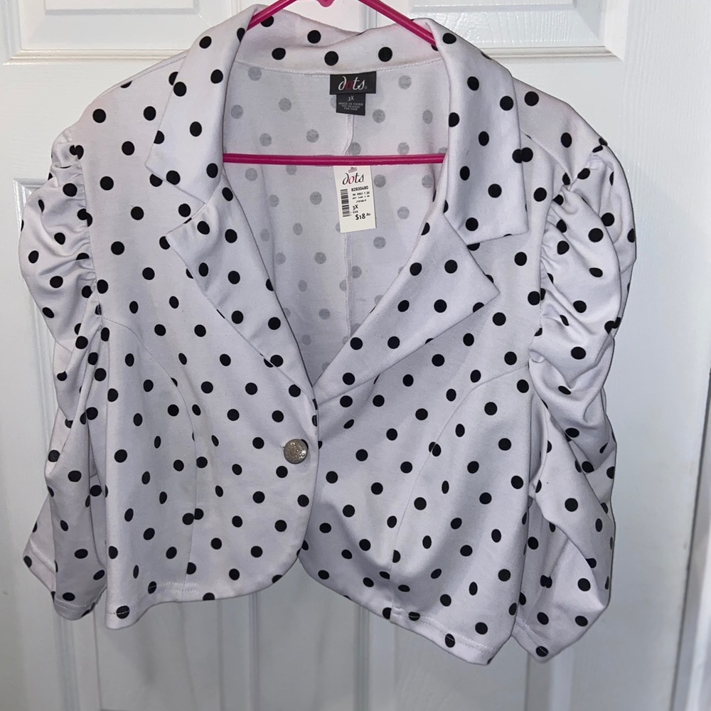 Black & white polkadot crop blazer ruched sleeves